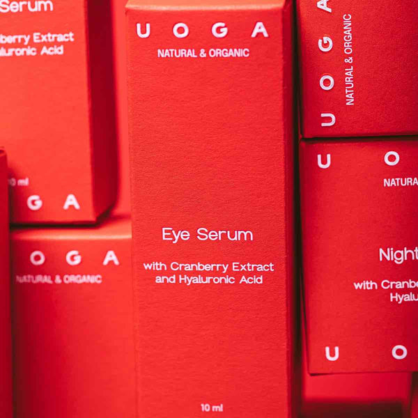 Uoga Uoga Regenerační oční sérum s brusinkami a kyselinou hyaluronovou BIO (10 ml)