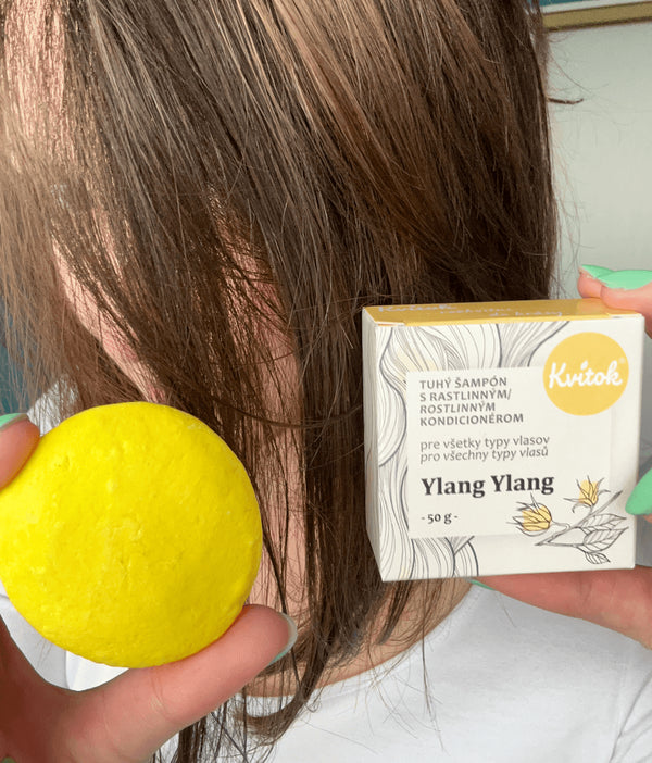 Kvitok Tuhý šampon s kondicionérem pro světlé vlasy Ylang Ylang