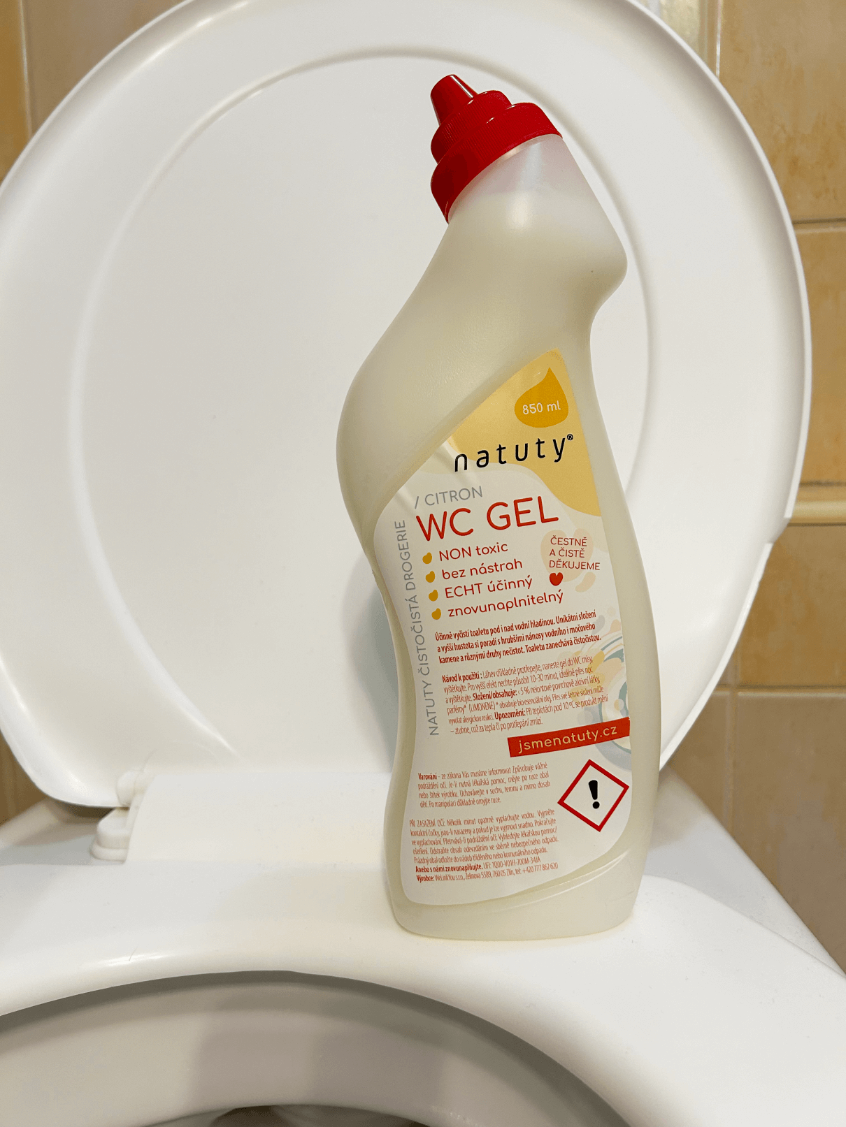 Natuty WC gel s vůní citronu (850 ml)